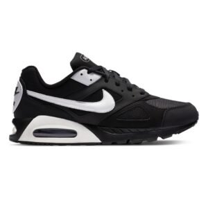 Air Max IVO